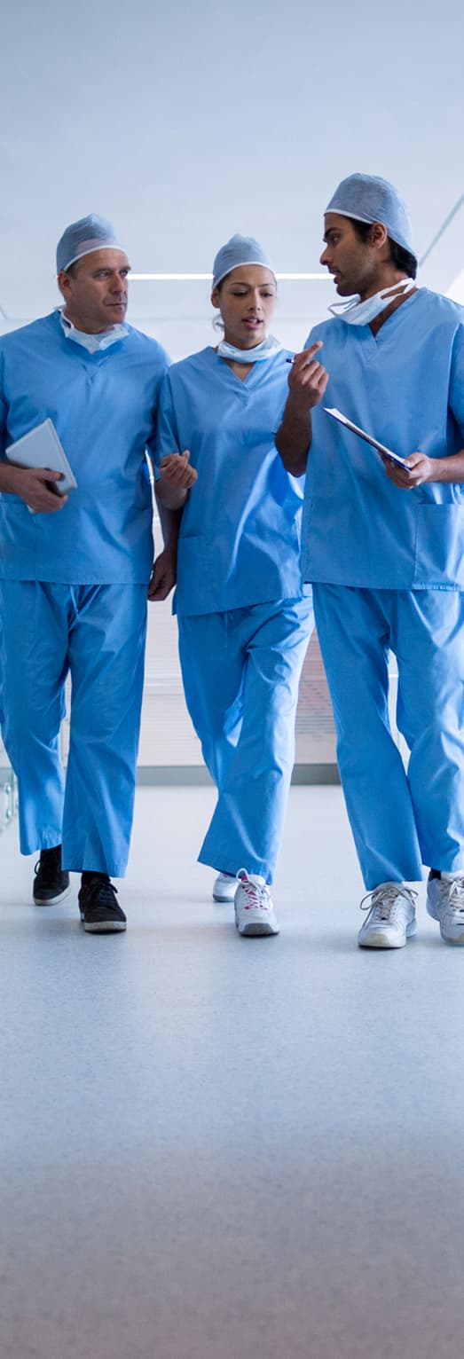 medici che discutono